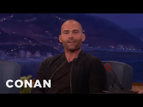 Seann William Scott’s Bad Lightning Bolt Tattoo | CONAN on TBS