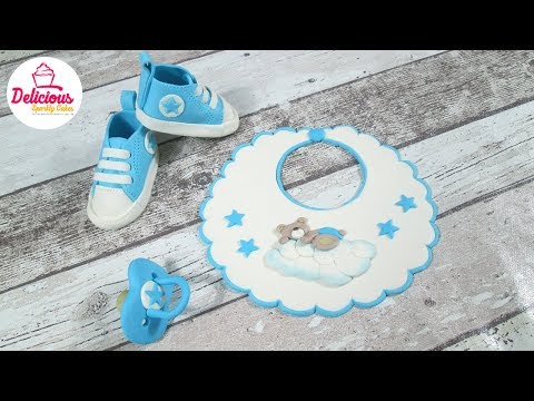 Bib, Dummy and Converse Shoes out of fondant for a Christening Cake l Delicious Sparkly Cakes