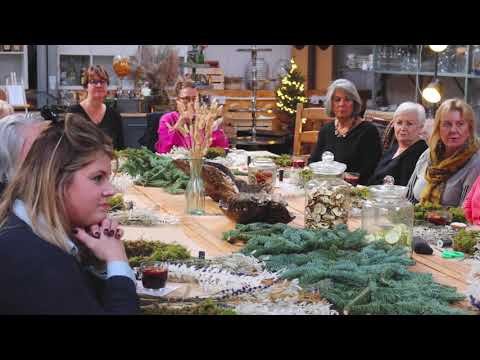 Christmas Wreath Making Workshop | Paisley Flour Catering