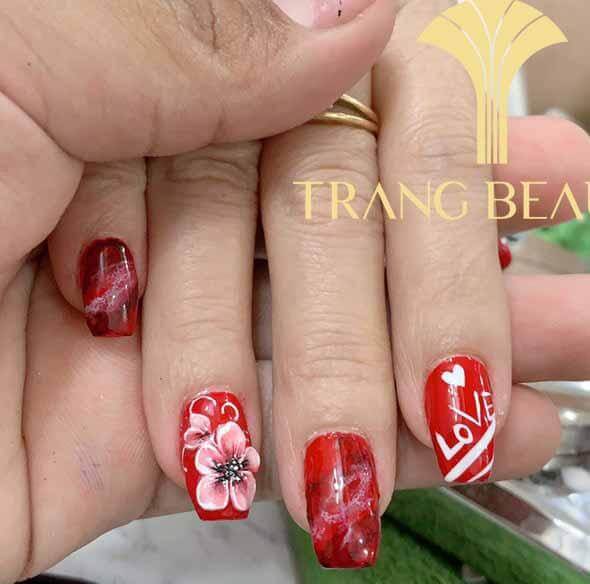 Mê Mẩn 15+ Mẫu Nail Hoa Đẹp Nhất Giúp Nàng Tỏa Sáng 2020